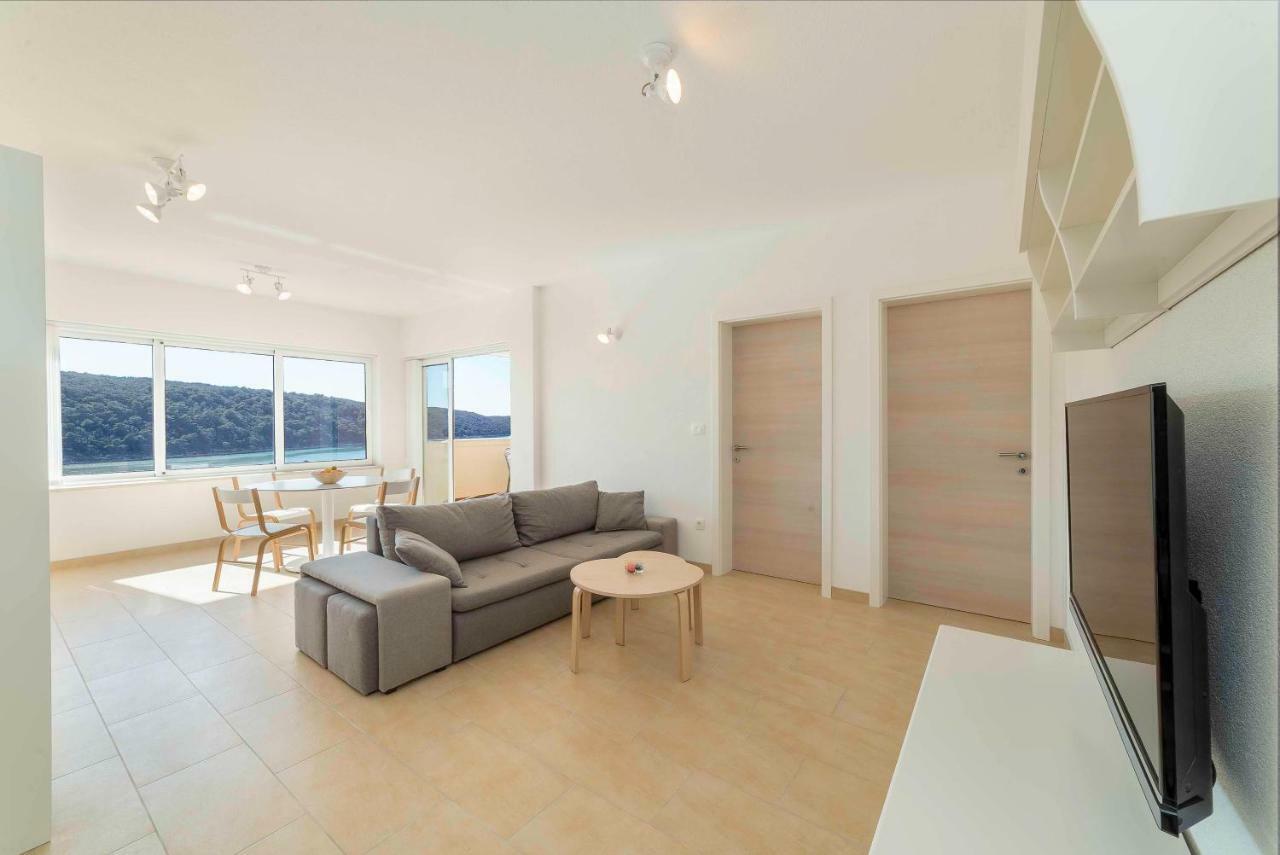 Sunset House Apartment Kampor Ngoại thất bức ảnh